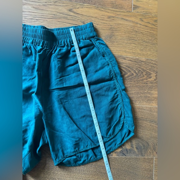 Tradlands Glenn Short - Picture 6 of 9